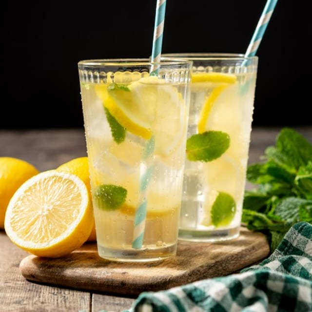  Lemonnade.