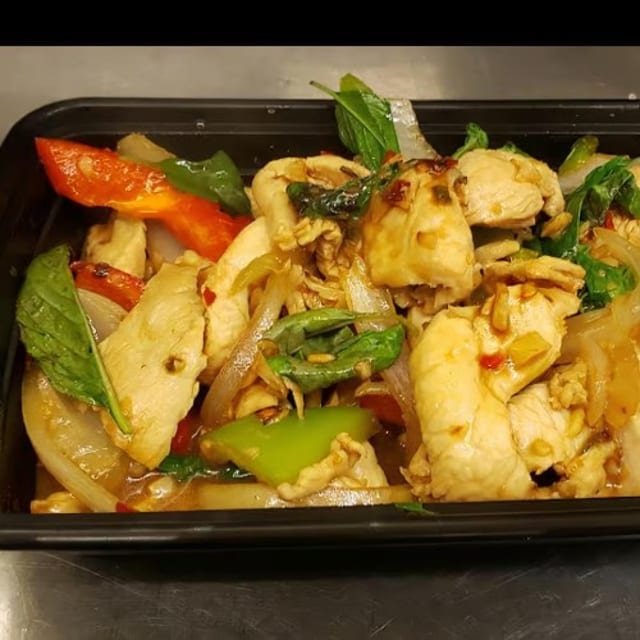 Spicy Basil-Lunch.